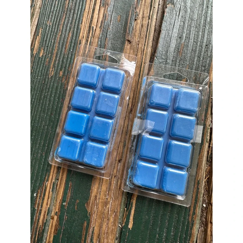 Mike and Ike Berry Blast Scented Wax Melts 2.5 oz 2-Pack Blue Candy Scent